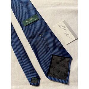 Lauren Ralph Lauren	Vintage Blue Black Striped Twill	100 % Silk	Tie Necktie USA